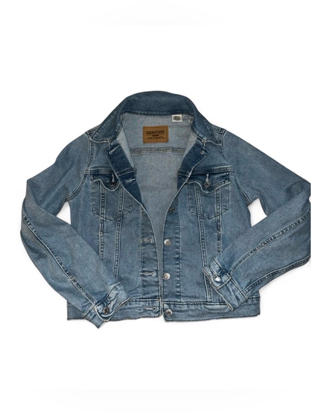 Signature Leviโs denim jacket in medium wash blue